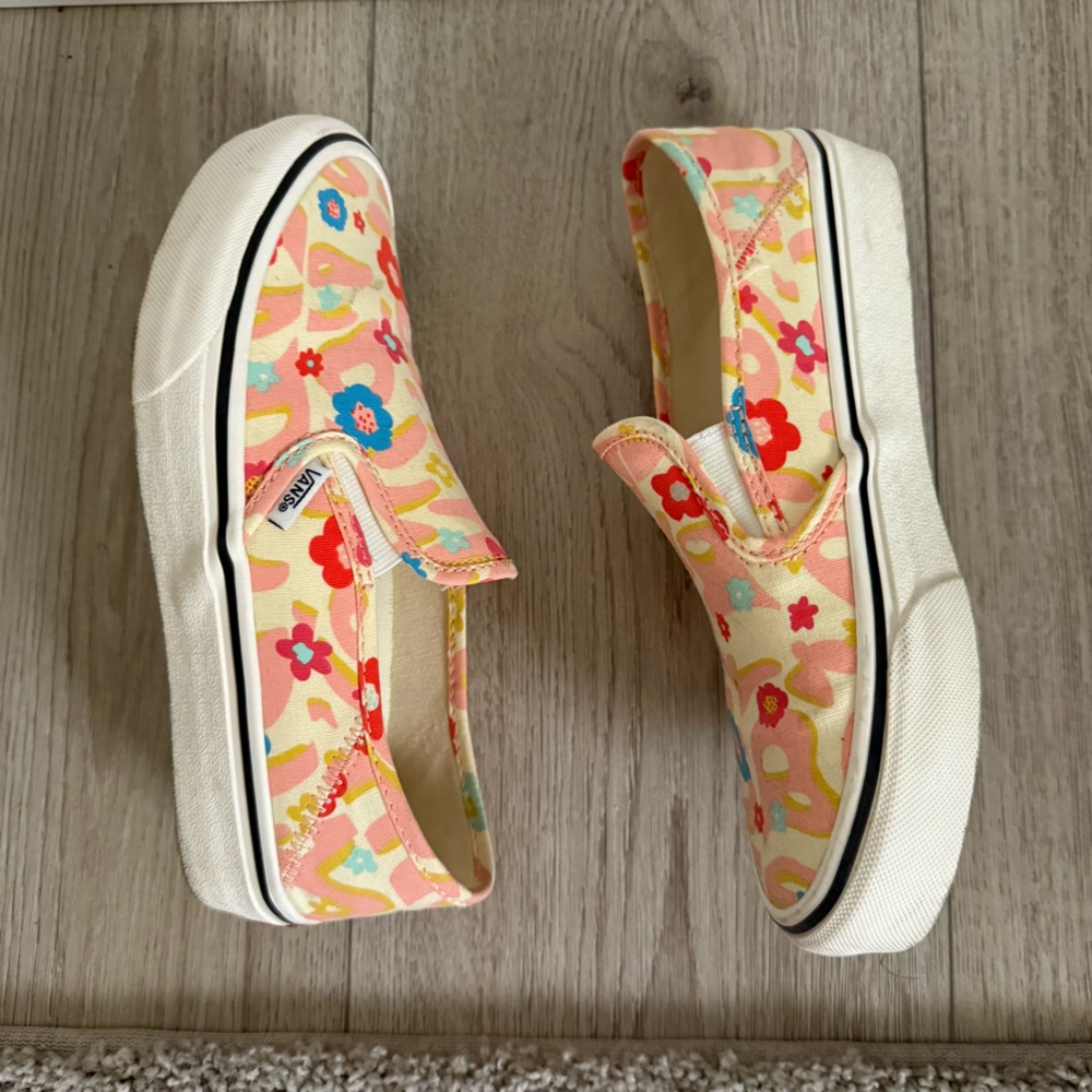 Vans - Picture 4 of 4